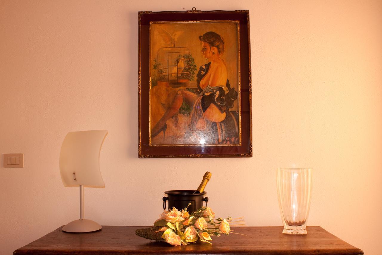 Nena Al Borgo Castello Bed & Breakfast Pico Exterior photo