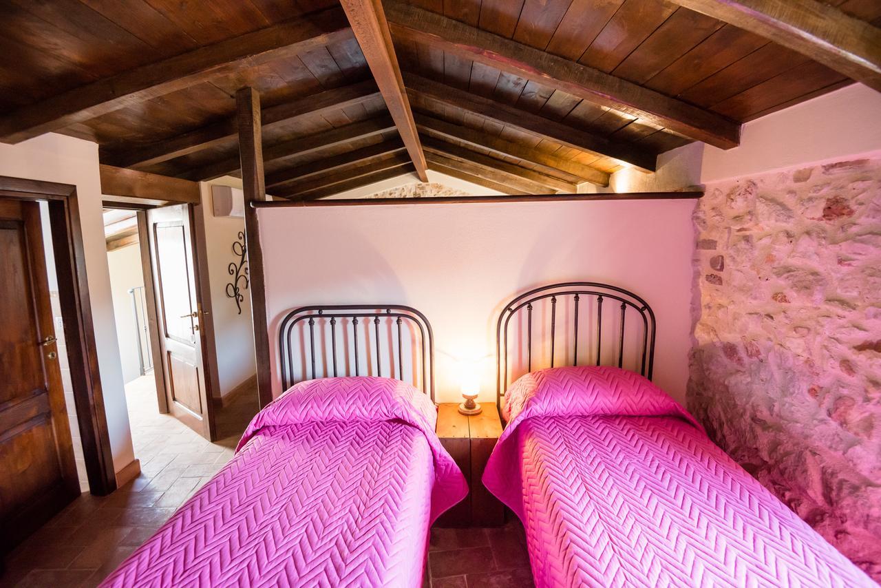 Nena Al Borgo Castello Bed & Breakfast Pico Exterior photo