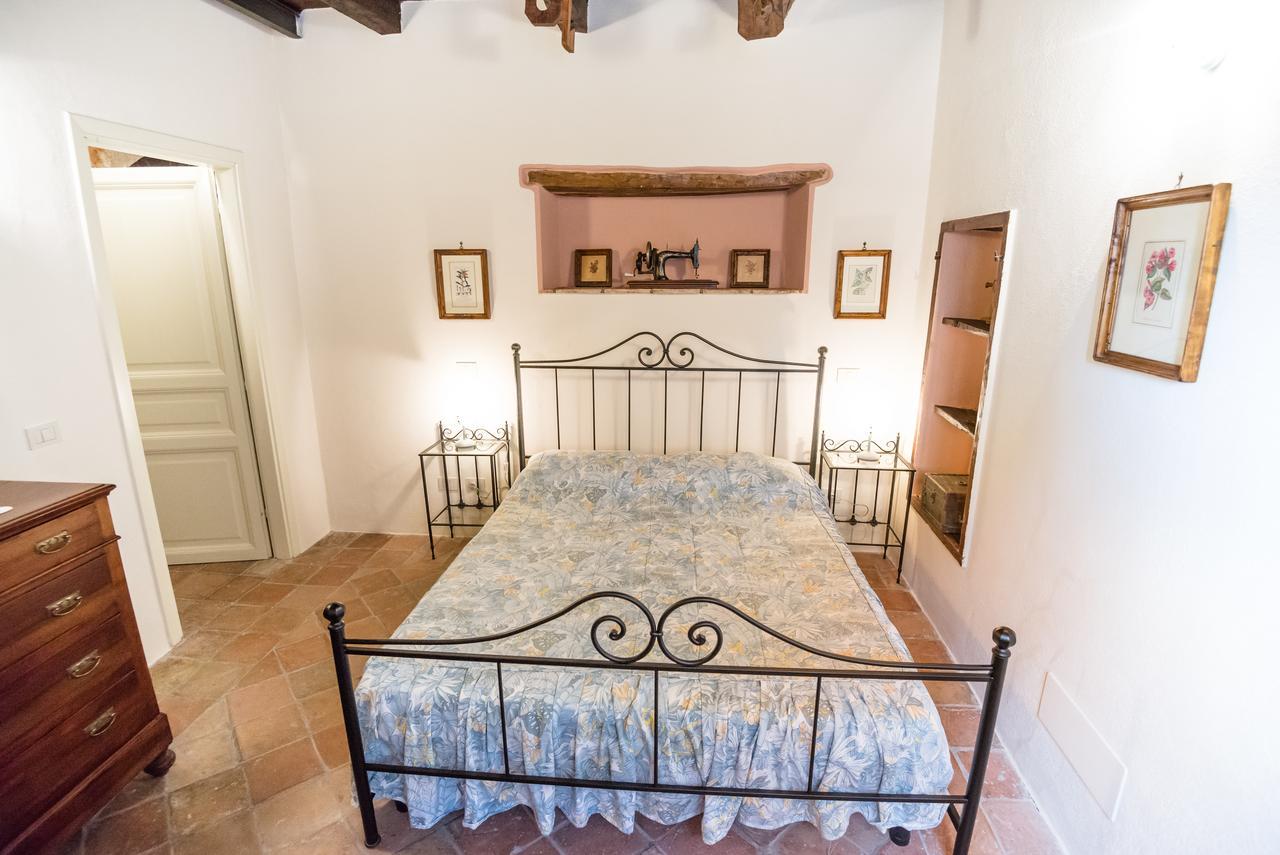 Nena Al Borgo Castello Bed & Breakfast Pico Exterior photo